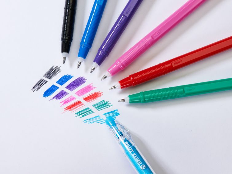 Pilot Kleer - Penna a sfera cancellabile, 0,7 mm, 12pz